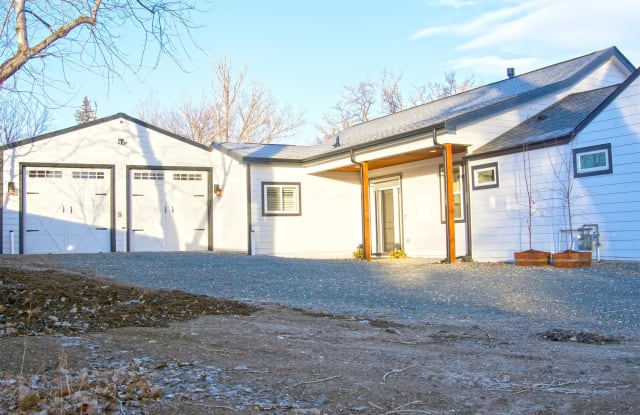 895 Urban Street - 895 Urban Street, Lakewood, CO 80401