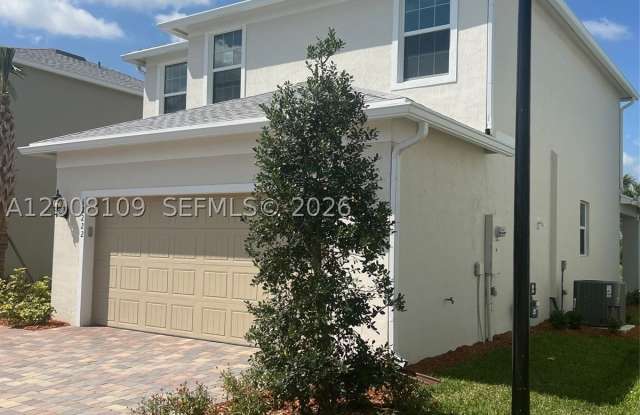 12222 SW Myrtle Oak Dr Gallery 2