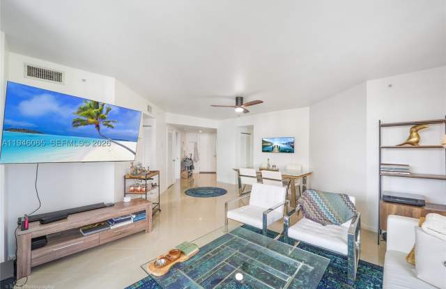 701 Brickell Key Blvd Gallery 4
