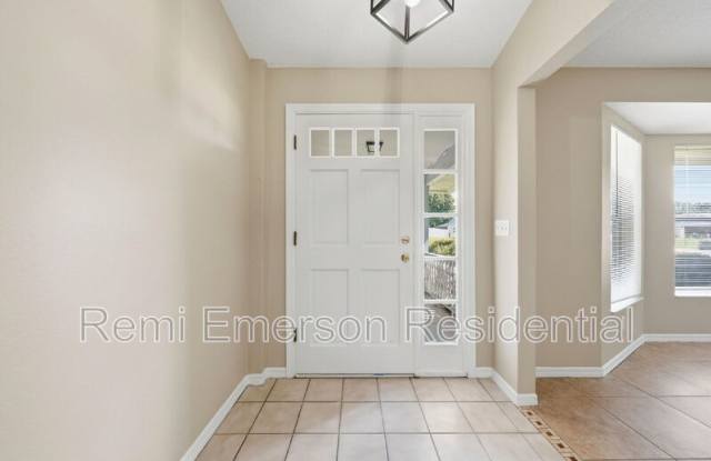 1340 Wood Lake Circle Gallery 4