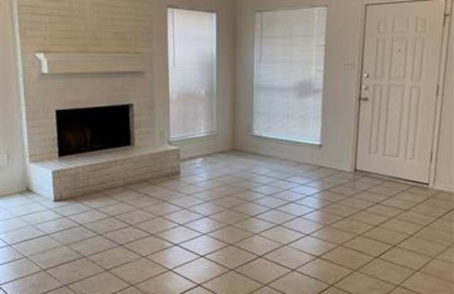4516 Mizzenmast Court Gallery 3