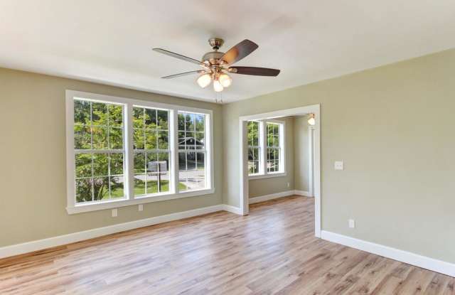 5339 COLONIAL AVE Gallery 3