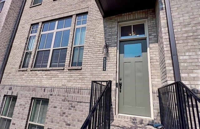 4254 Spruce Pine Alley - 4254 Spruce Pine Alley, Doraville, GA 30360