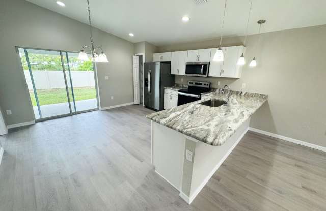 6574 Southeast 108th Lane - 1 Gallery 3