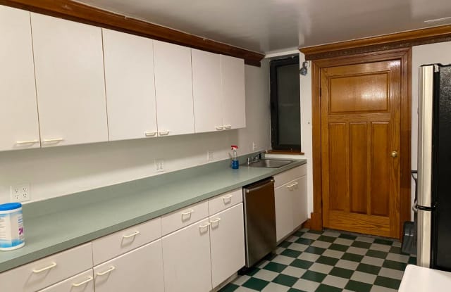 575 CARLTON AVE - 575 Carlton Avenue, Brooklyn, NY 11238