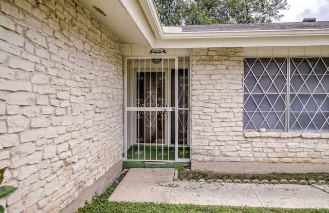 206 Meadow Path photos photos