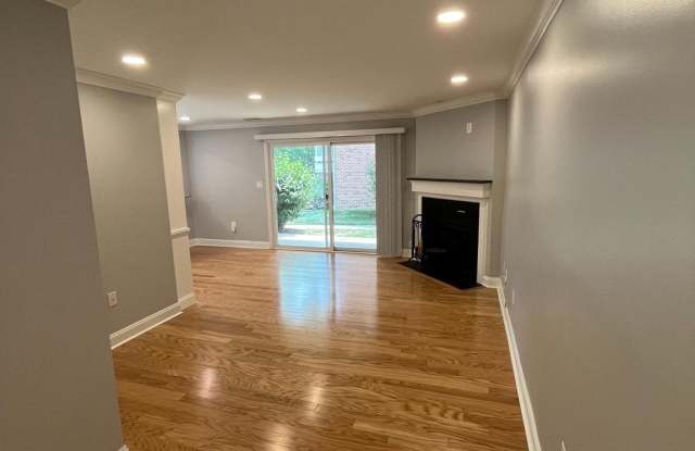 2602 S ARLINGTON MILL DRIVE - 2602 South Arlington Mill Drive, Arlington, VA 22206