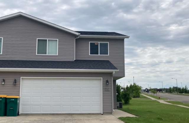 3 bed 2.5 Bath Twin Home SORRY NO PETS!! photos photos