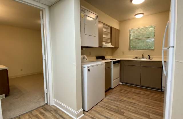 3802 Lexington Dr. Gallery 4