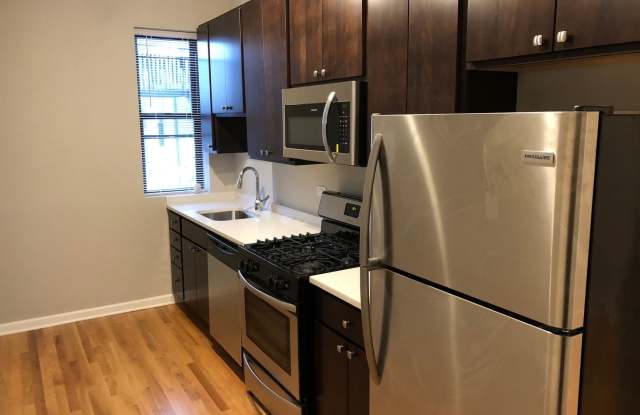 3221 W Cullom Ave photos photos