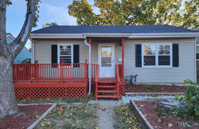 2 Bedroom house with a carport! photos photos