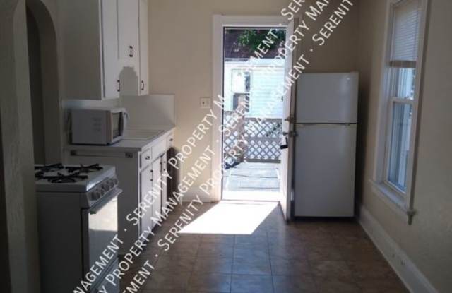 1228 Greenwood 3 - 1228 Greenwood Avenue, Toledo, OH 43605