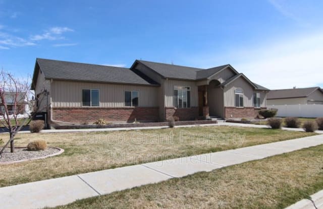 5361 Barton Lane photos photos