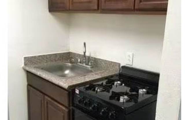 San Gabriel Square - 2212 San Gabriel Street, Austin, TX 78705 San Gabriel Square - 2212 San Gabriel Street, Austin, TX 78705