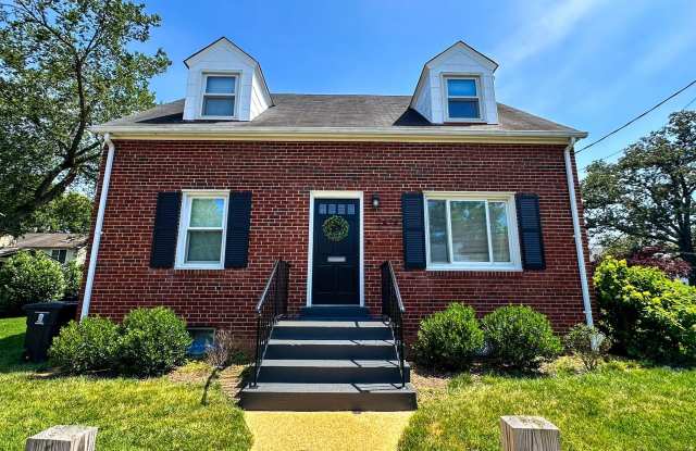 2414 KEY BOULEVARD photos photos