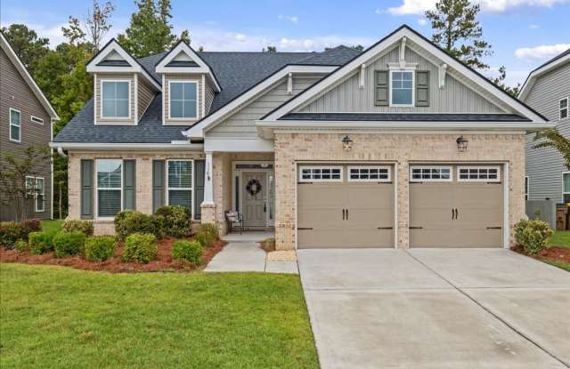 Gorgeous 4 Bed/3.5 Bath Home with 2 Primary Suites in Pooler! Gallery 1