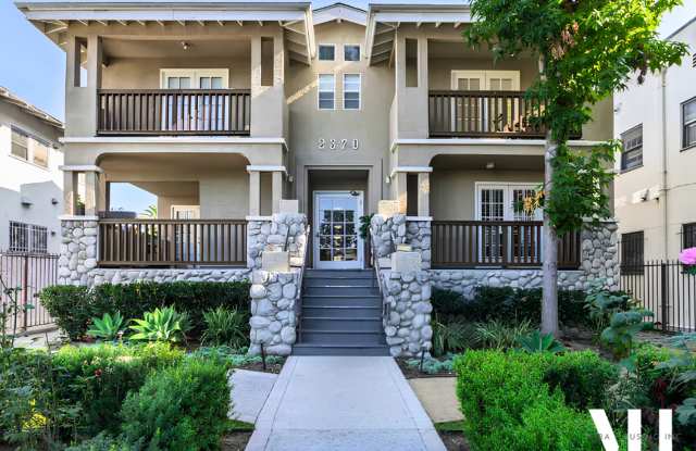 Portland Place: 2370 Portland Street - Three Bedrooms Near USC! photos photos