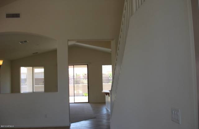 28312 N 64TH Lane Gallery 3