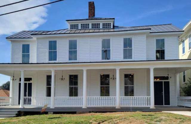 613 Washington St photos photos