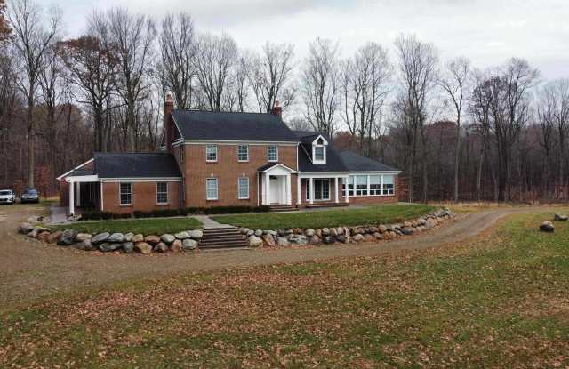 2401 E Brocker Road photos photos 2401 E Brocker Road photos photos