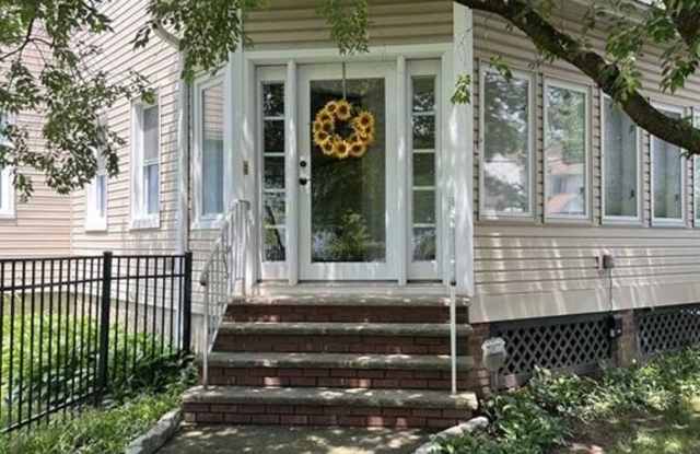 211 Paterson Avenue 2nd Fl photos photos