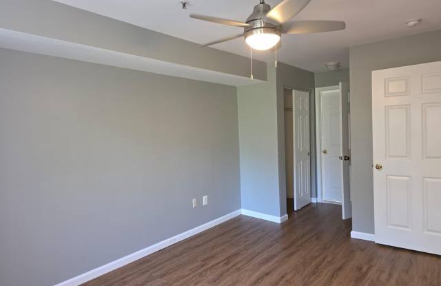 13800 FARNSWORTH Lane unit: 5204 - 13800 Farnsworth Lane, Marlboro Village, MD 20772
