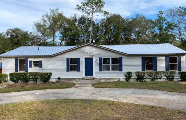 3 bed 2 bath Tallahassee Home for Rent - 4415 Lost Pine Drive, Leon County, FL 32305