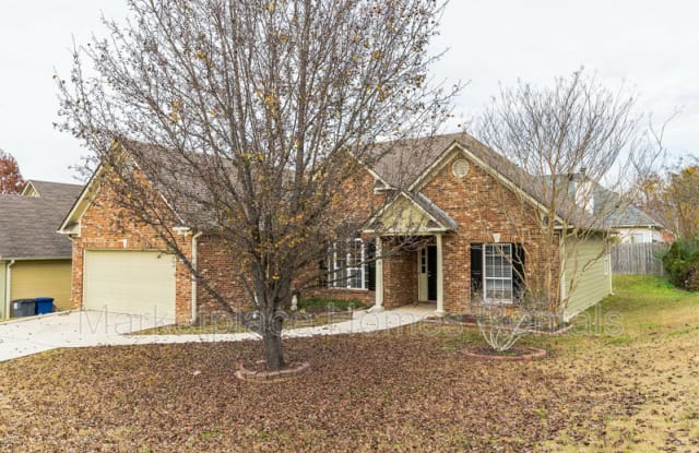 905 Jackson Cir - 905 Jackson Circle, Helena, AL 35080