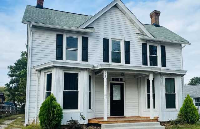 305 CENTRAL Avenue photos photos