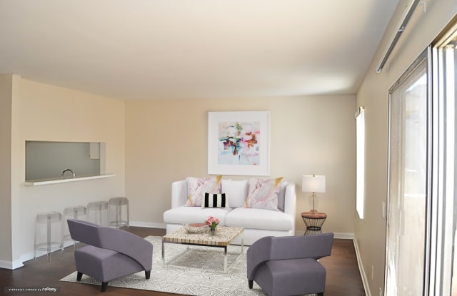 Lomita Apartments Gallery 3