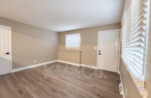 10 Branson Drive Gallery 3