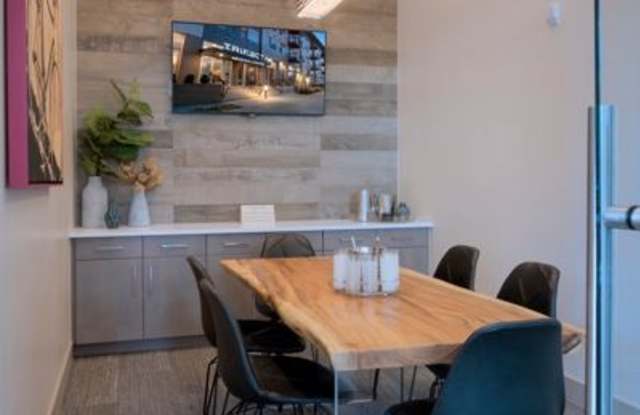 7109 W Virginia Ave B4 - 7109 West Virginia Avenue, Lakewood, CO 80226