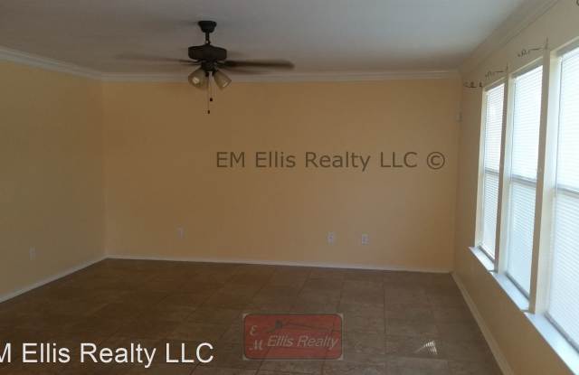 9426 Santa Fe Ridge Gallery 4