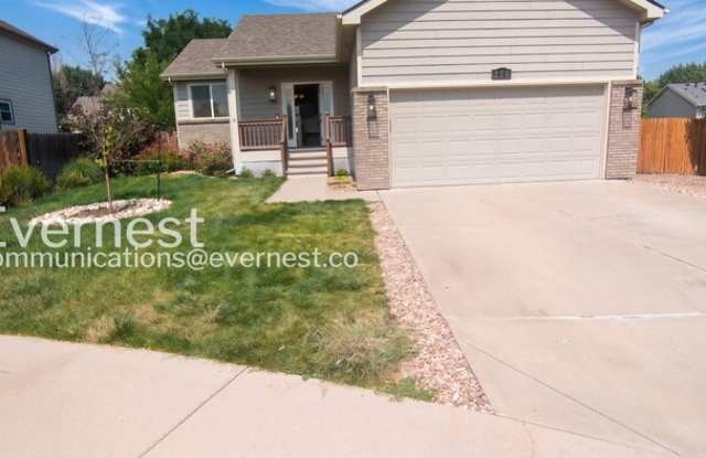 250 Opal Court photos photos