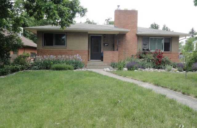 723 Stover Street photos photos