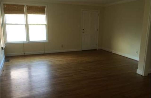 2321 Kingsbury Drive Gallery 3