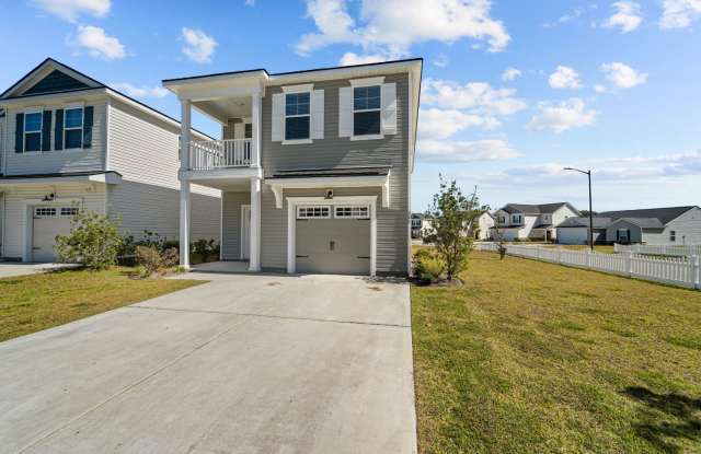 Where Natural Light Meets Modern Style – 3BR Home in Savannah Gallery 1