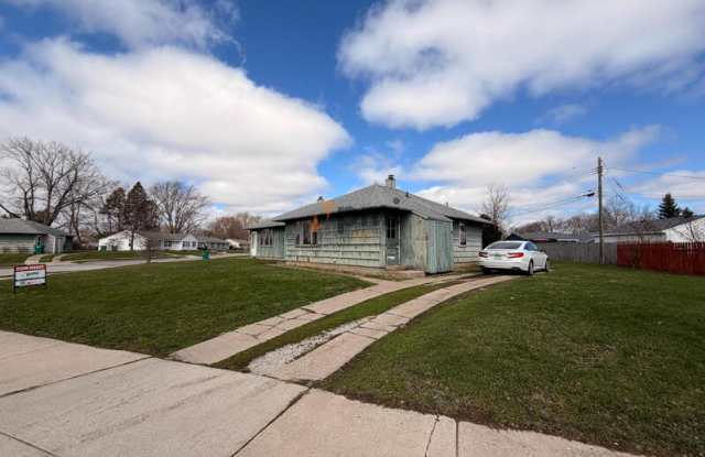 3003 Oakdale Ave photos photos