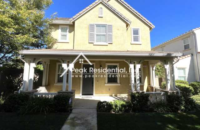 A Beautiful Folsom 4bd/3ba House with 2 Car Garage and Loft! photos photos