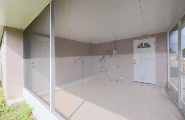 3349 OTTWAY DRIVE - 3349 Ottway Drive, Beacon Square, FL 34691