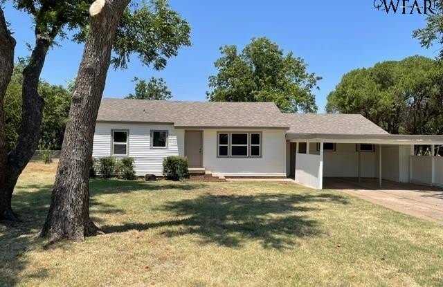 3110 SOUTHEAST DRIVE Gallery 1