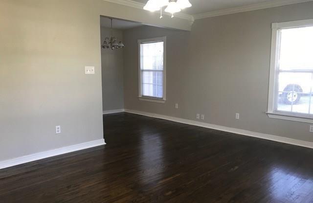 4408 Penrose Avenue Gallery 3