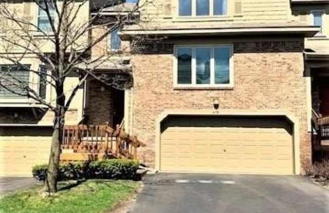 4175 BRECKENRIDGE Drive - 4175 Breckenridge Drive, Oakland County, MI 48322
