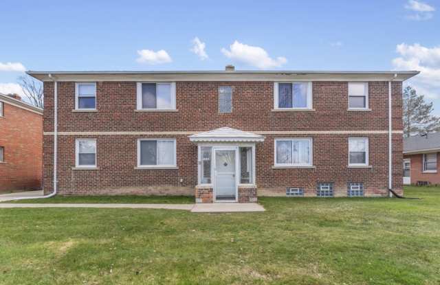19162 Beech Daly Rd. - 2 photos photos