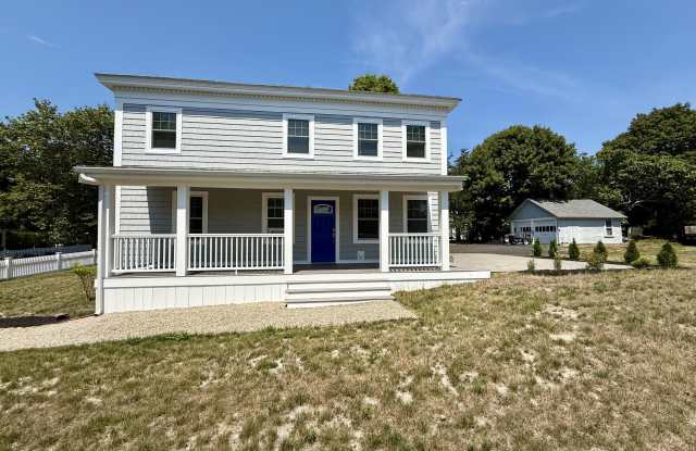 209 Bank Street Gallery 1