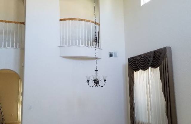 4035 Knollwood Court Gallery 2