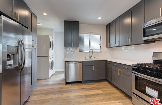 2841 S Redondo BLVD - 2841 South Redondo Boulevard, Los Angeles, CA 90016