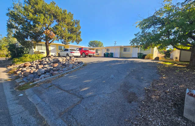 2 Bedroom 1 Bath Apartment for Rent in Corning! photos photos