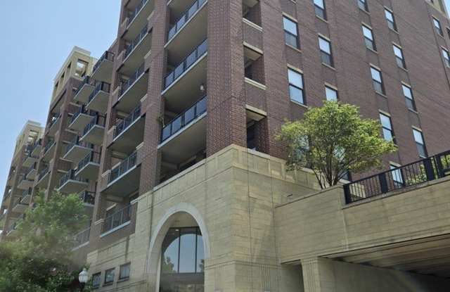 811 W 15th Place unit: 703 photos photos 811 W 15th Place unit: 703 photos photos