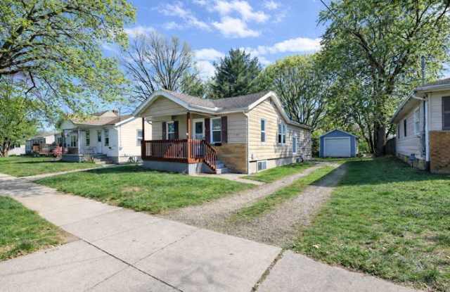 894 Sutherland Avenue photos photos